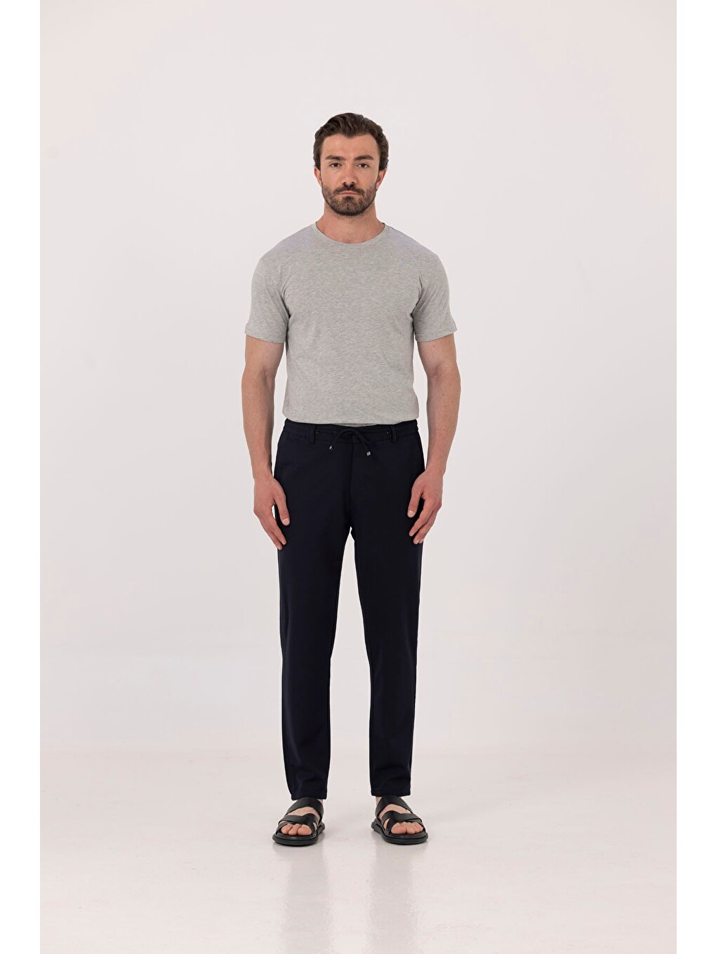 Gri %100 Pamuk Bisiklet Yaka Düz Renk Basic T-shirt-1