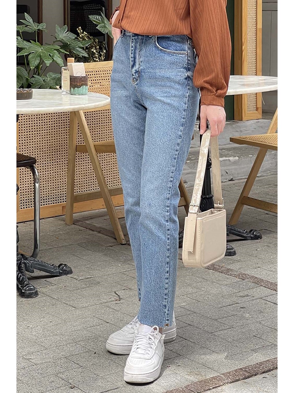 Kesik Paça Fit Jean Açık Mavi-3