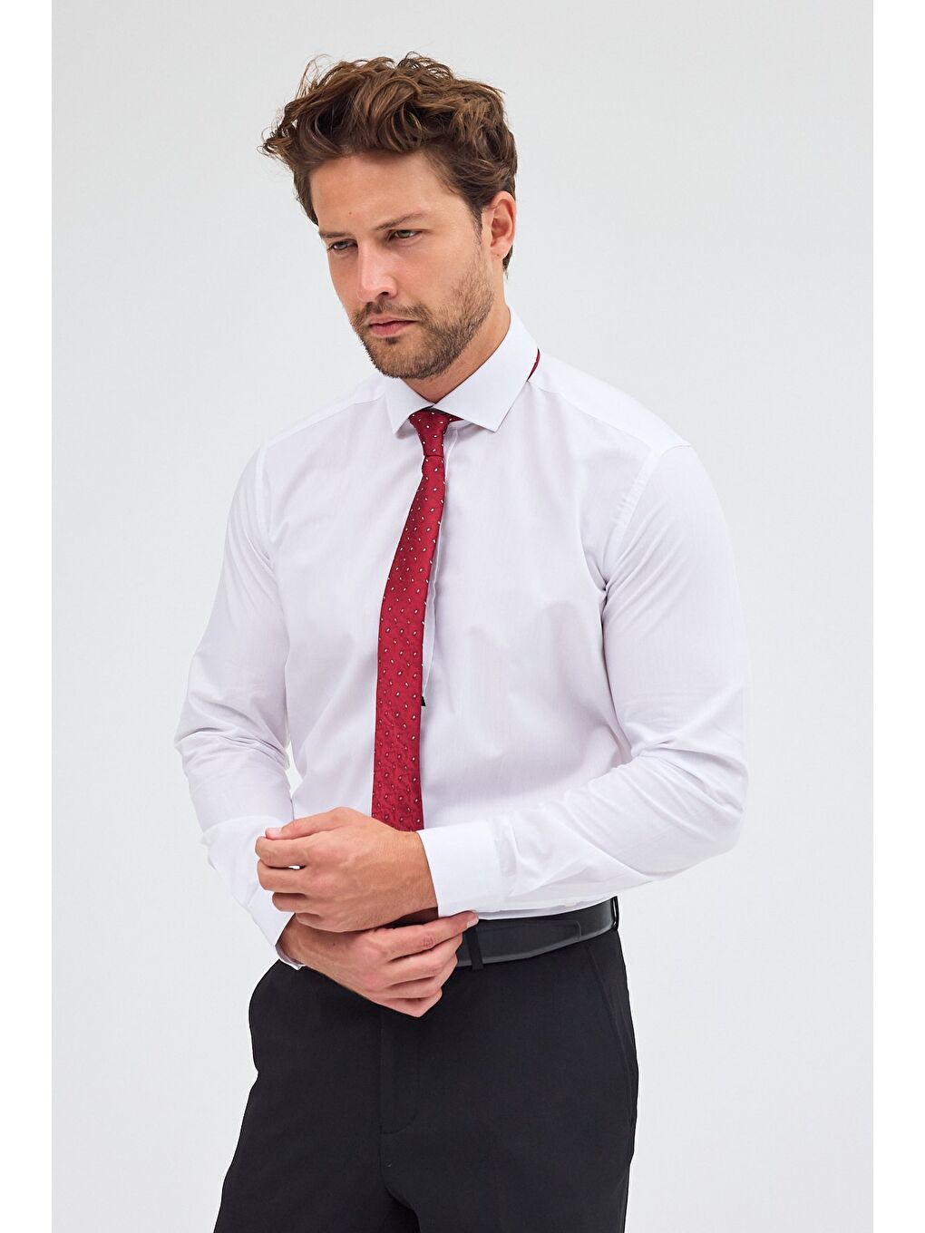 Beyaz Yarım İtalyan Yaka Uzun Kol Easy To Iron Slim Fit Pamuklu Gömlek 1004255301-3