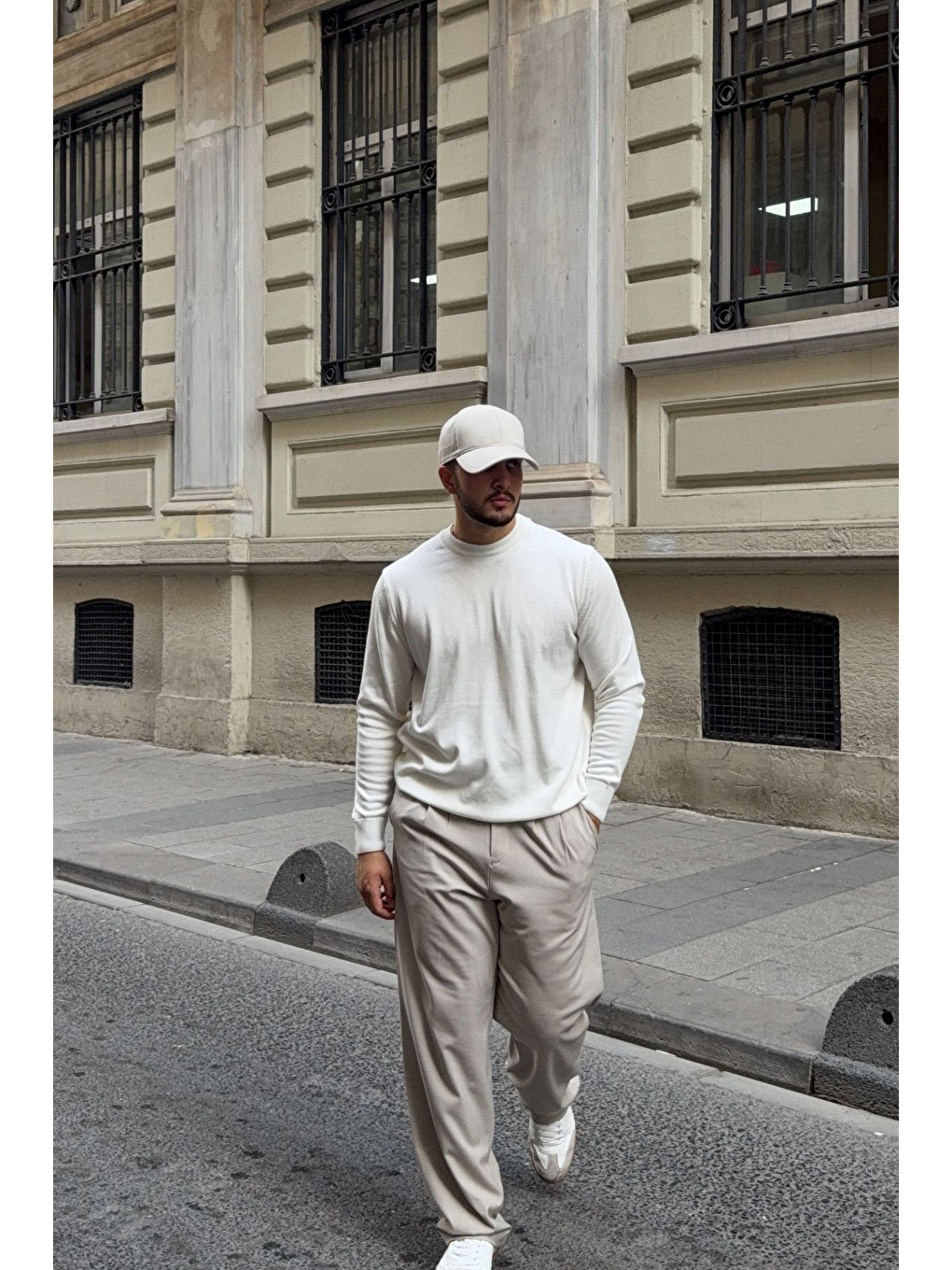 Beyaz Acton Erkek %100 Organik Pamuk Bisiklet Yaka Triko Kazak-1