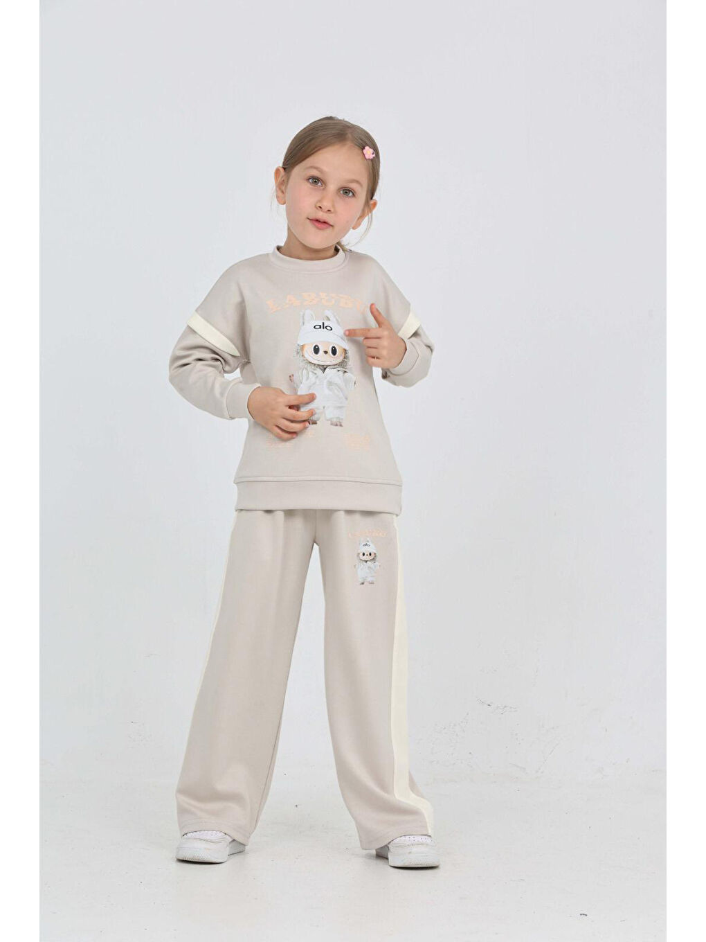 Ekru Kız Çocuk Oysho Kumaş Karakter Baskılı Geniş Paçalı Alt-Üst Takım 12306-3