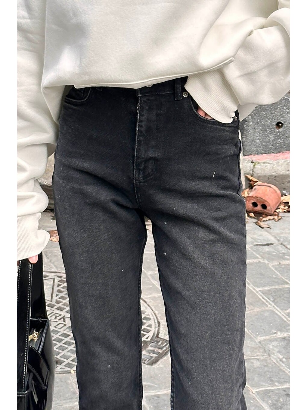 Gri Kesik Paça Fit Jean Füme-1