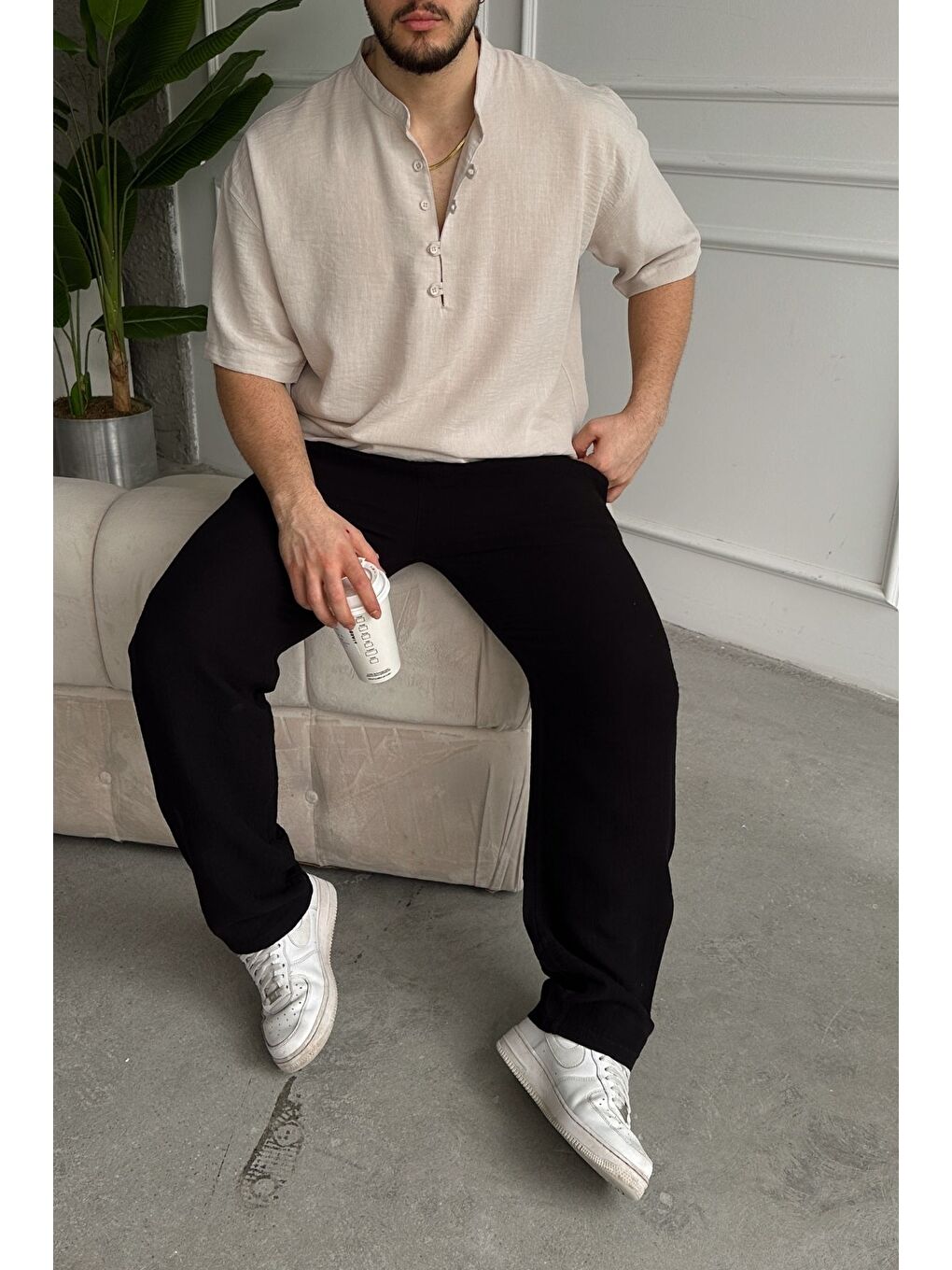 Bej Soro Erkek Oversize Keten Görünümlü Kısa Kol Hakim Yaka Yarım Pat Gömlek-6