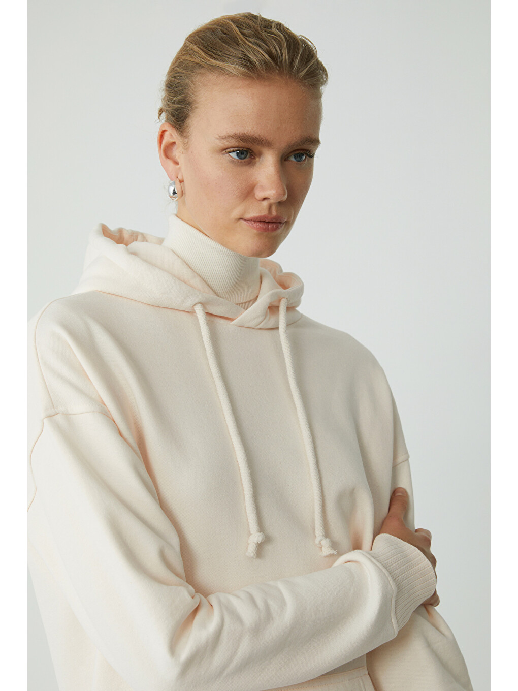 Carly Kadın Içi Polarlı Yumuşacık Kapüşonlu Kanguru Cepli Oversize Fit Ekru Sweatshirt-4