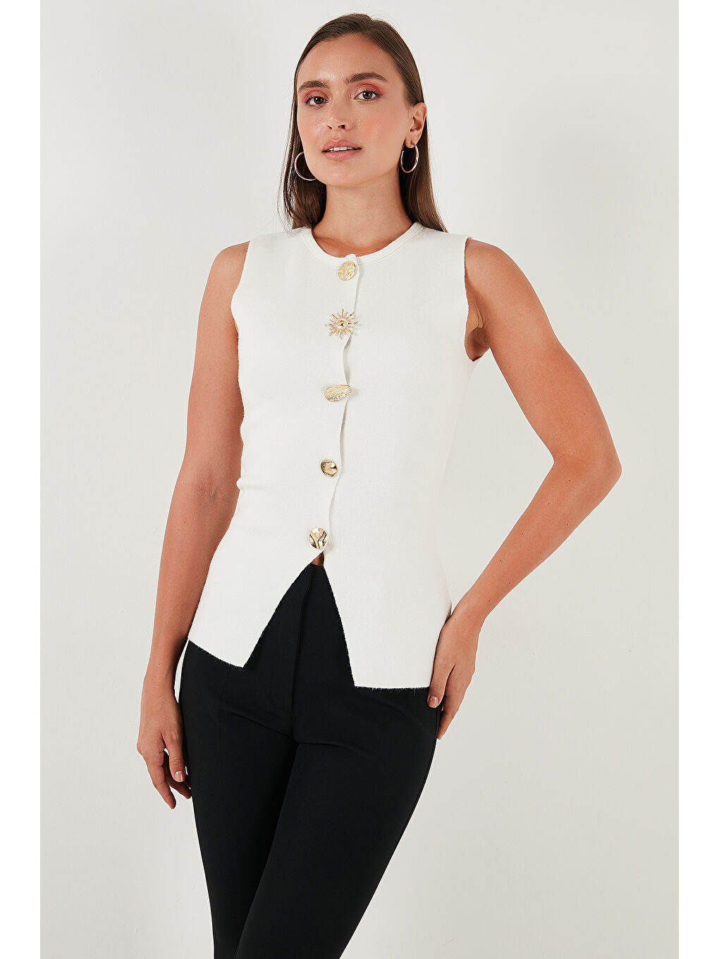 Ekru Premium Regular Fit Bisiklet Yaka Düğme Detaylı Yelek 680YE00043-2