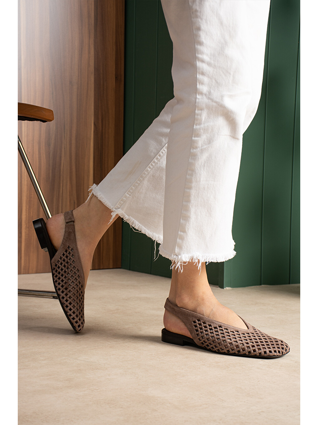 Bej Flavia Hakiki Deri Lazer Kesim Örgü Desenli Slingback Kadın Sandalet Babet-6