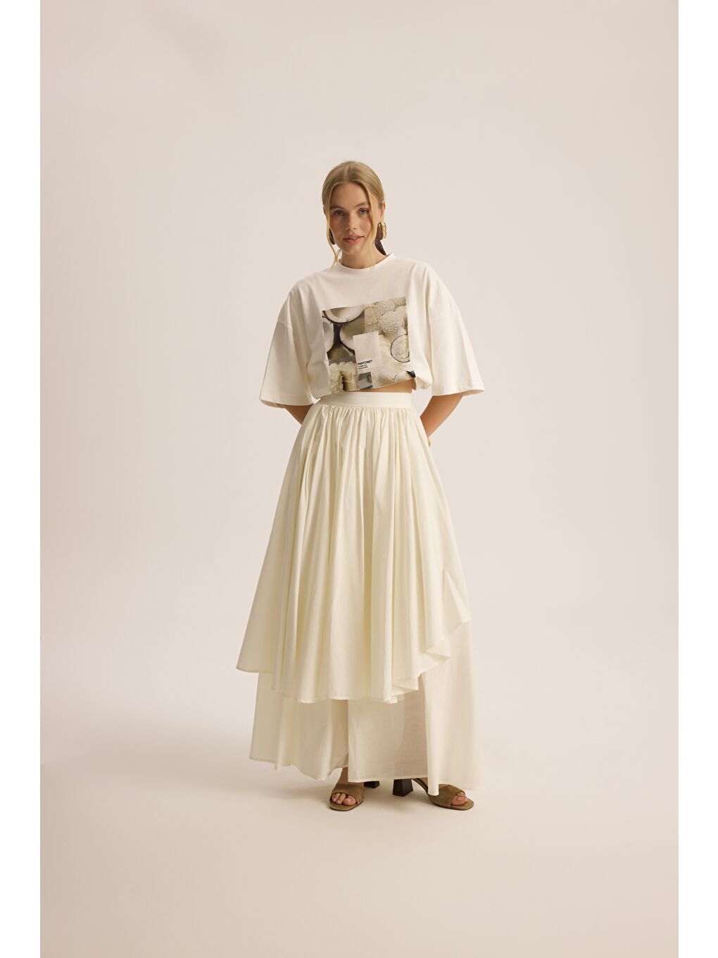 Kevin Çift Kat Ekru Uzun Etek-1