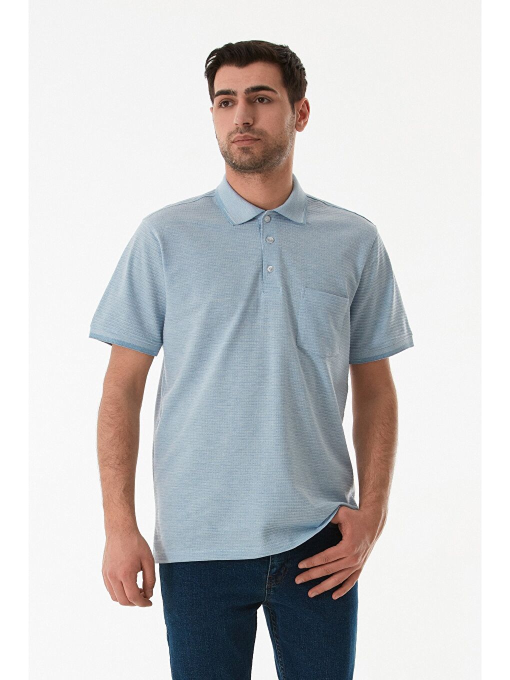 Mavi Cepli Düğmeli Polo Yaka Tişört