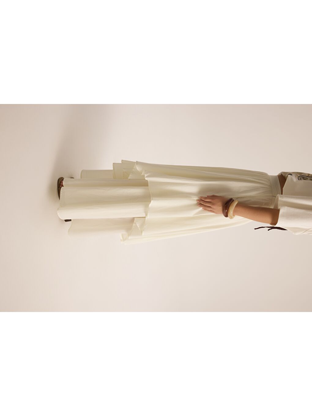 Kevin Çift Kat Ekru Uzun Etek-3