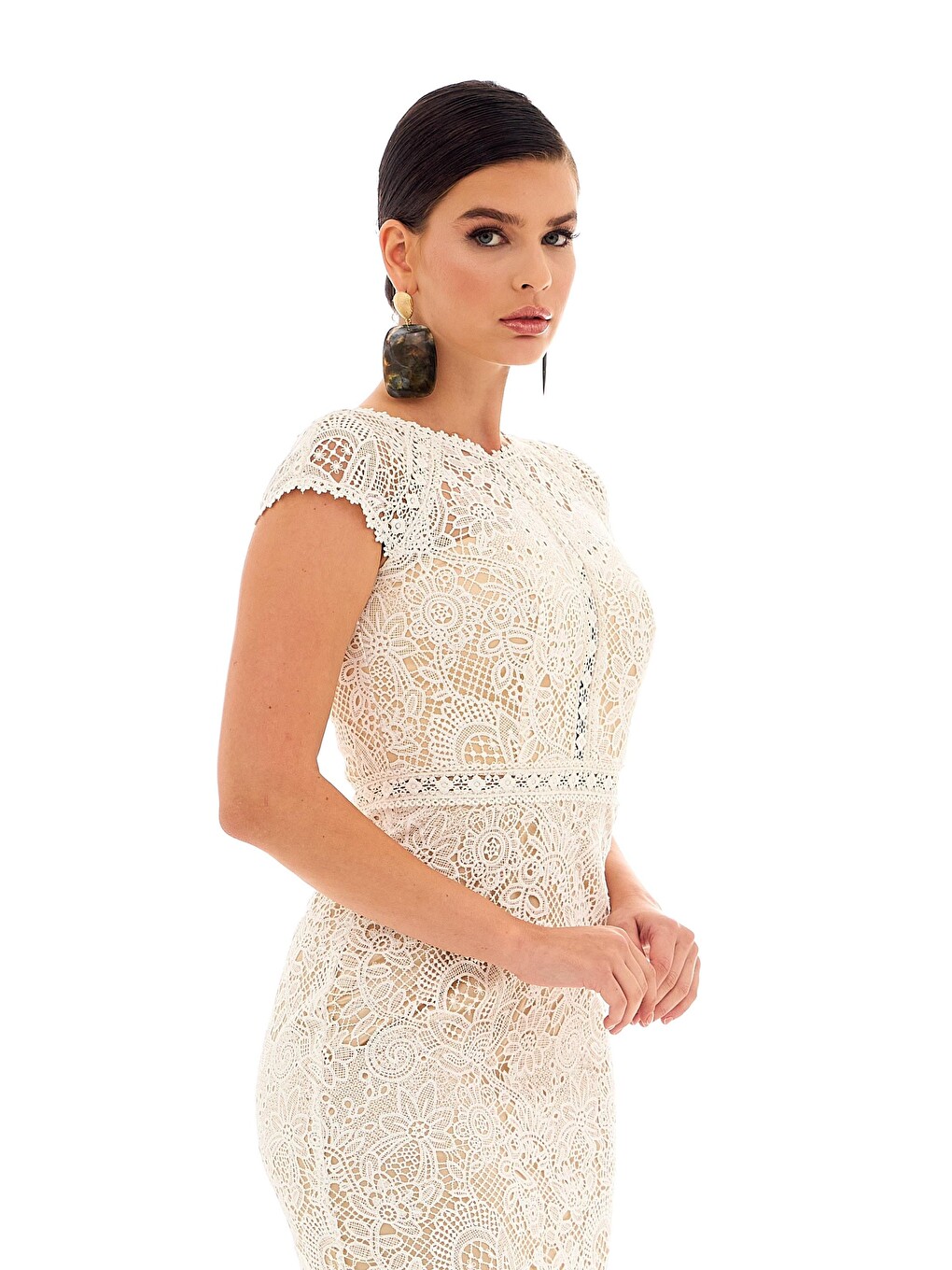 Bej Dantel Kısa Kol Nikah Elbisesi-3