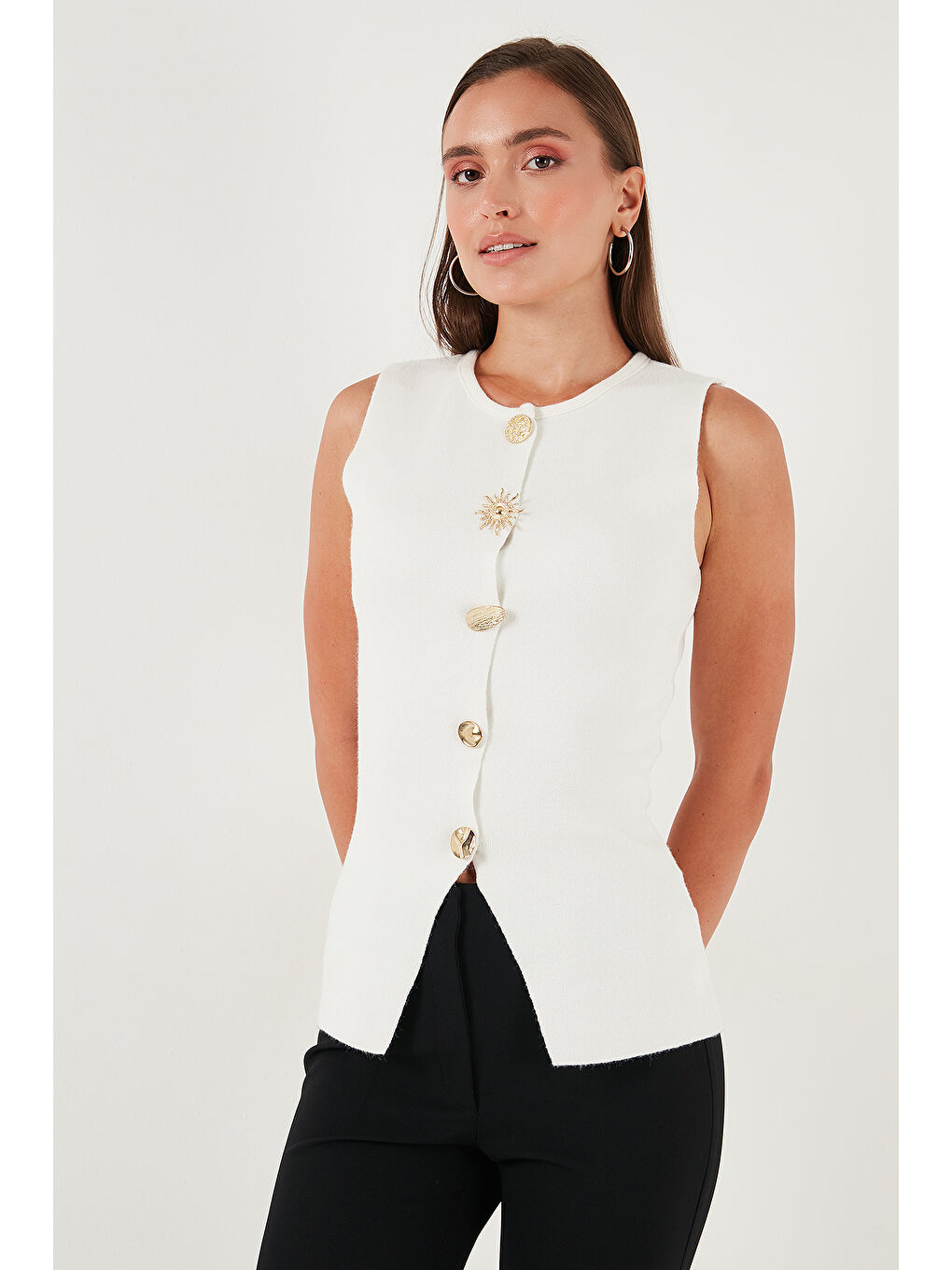 Ekru Premium Regular Fit Bisiklet Yaka Düğme Detaylı Yelek 680YE00043-4