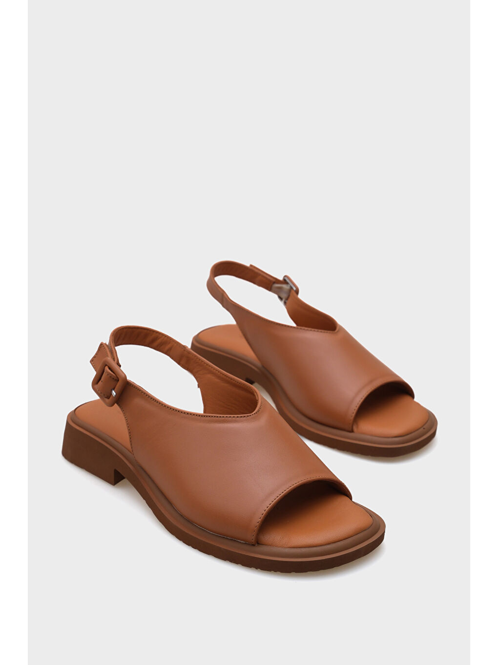 Kahverengi Cora Hakiki Deri Kısa Topuklu Konfor Tek Bantlı Kadın Sandalet-1