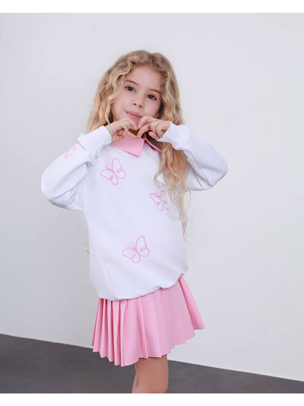 Kız Çocuk Pileli Etek ve Alt Üst Takım Beyaz-1