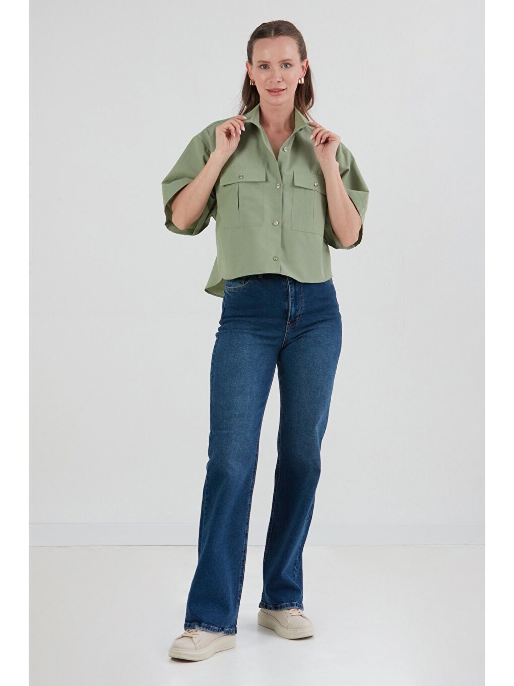 Haki Basic Çift Cepli Arkası Uzun Crop Gömlek-2