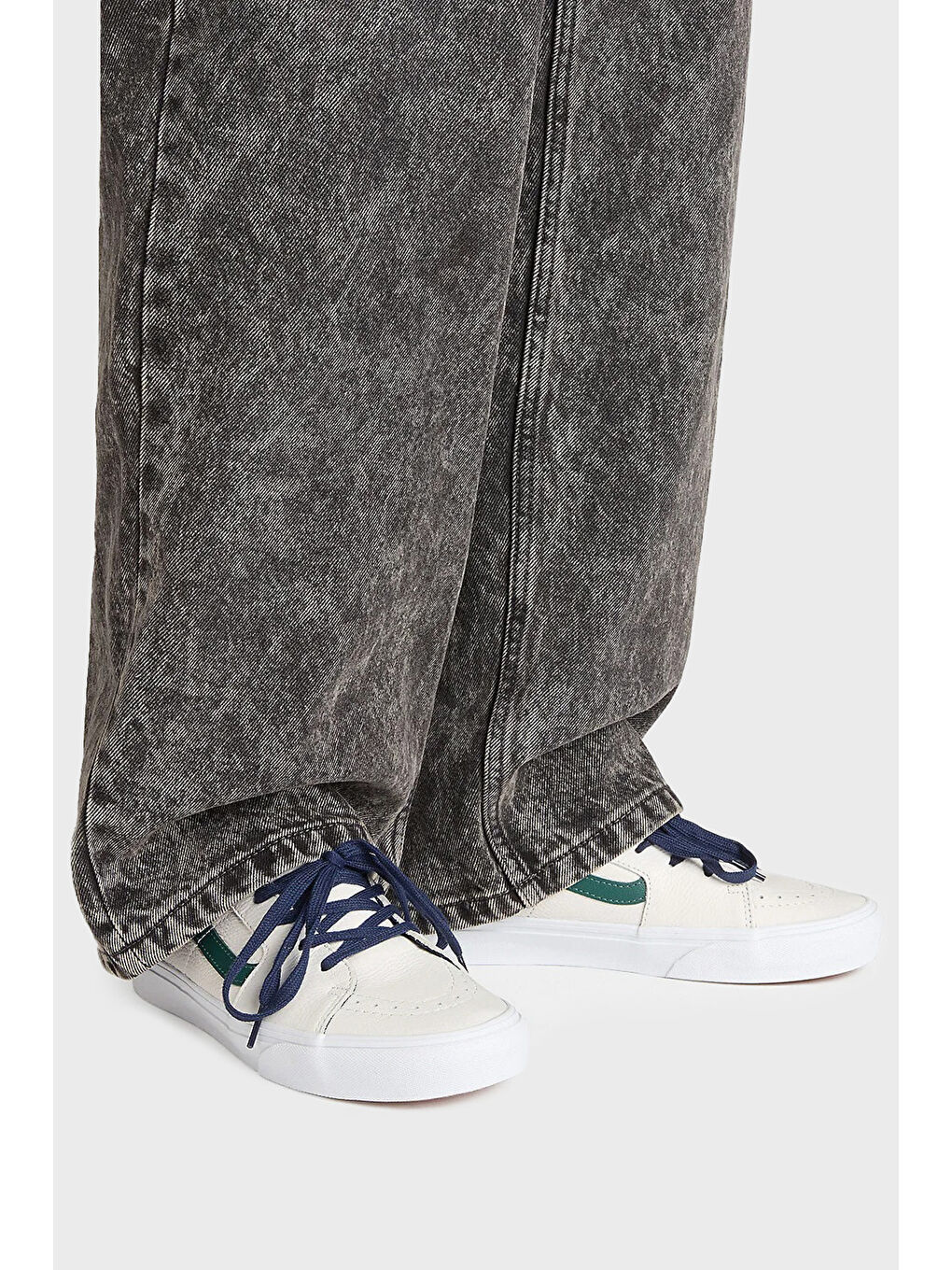 Gri SK8-Low Deri Logolu Sneaker Ayakkabı VN0009QRWTM1-1