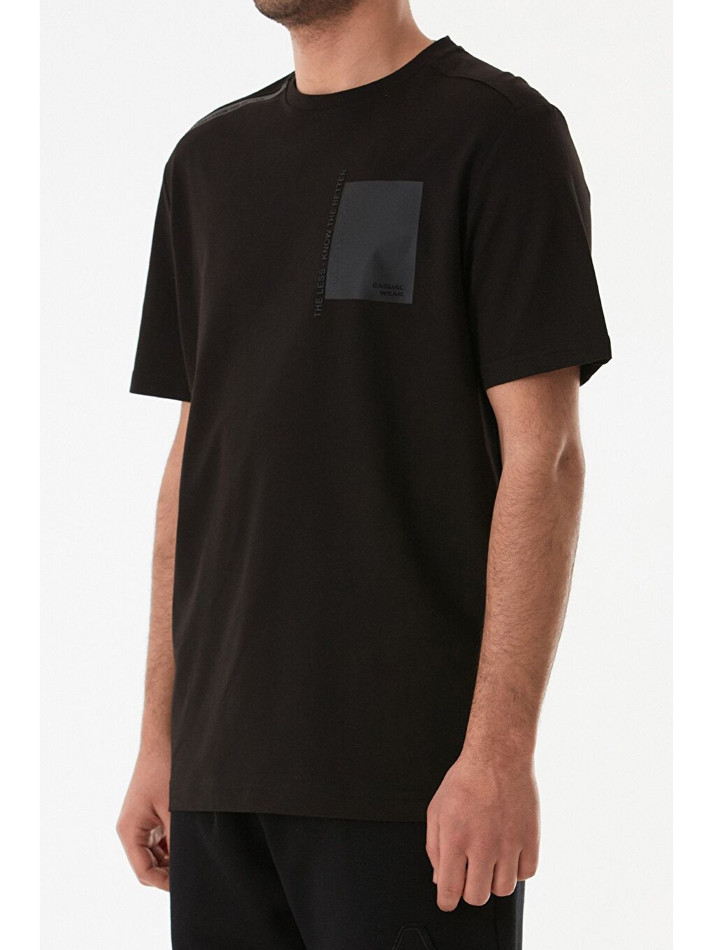 Siyah Baskılı Bisiklet Yaka Tişört-4