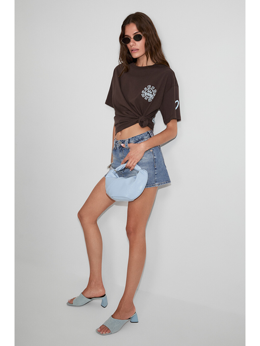 Sahara Kadın Yumuşak Ve %100 Organik Pamuklu Baskı Detaylı Kahverengi T-shirt-3
