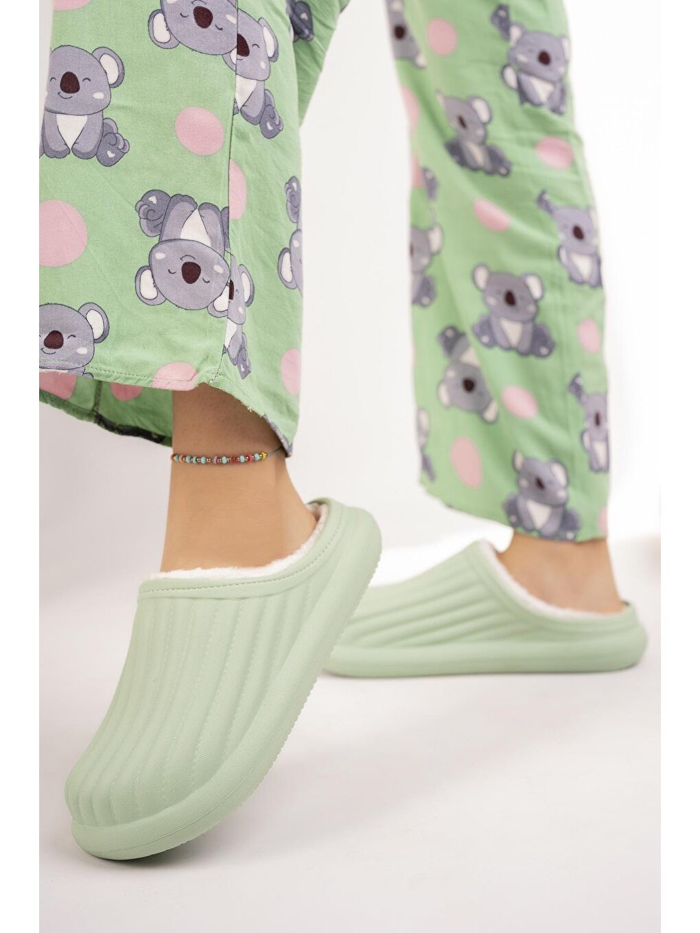 Yeşil FLORA Kapalı İçi Yünlü Unisex Ev Terliği Kışlık Terlik Su Geçirmez-1