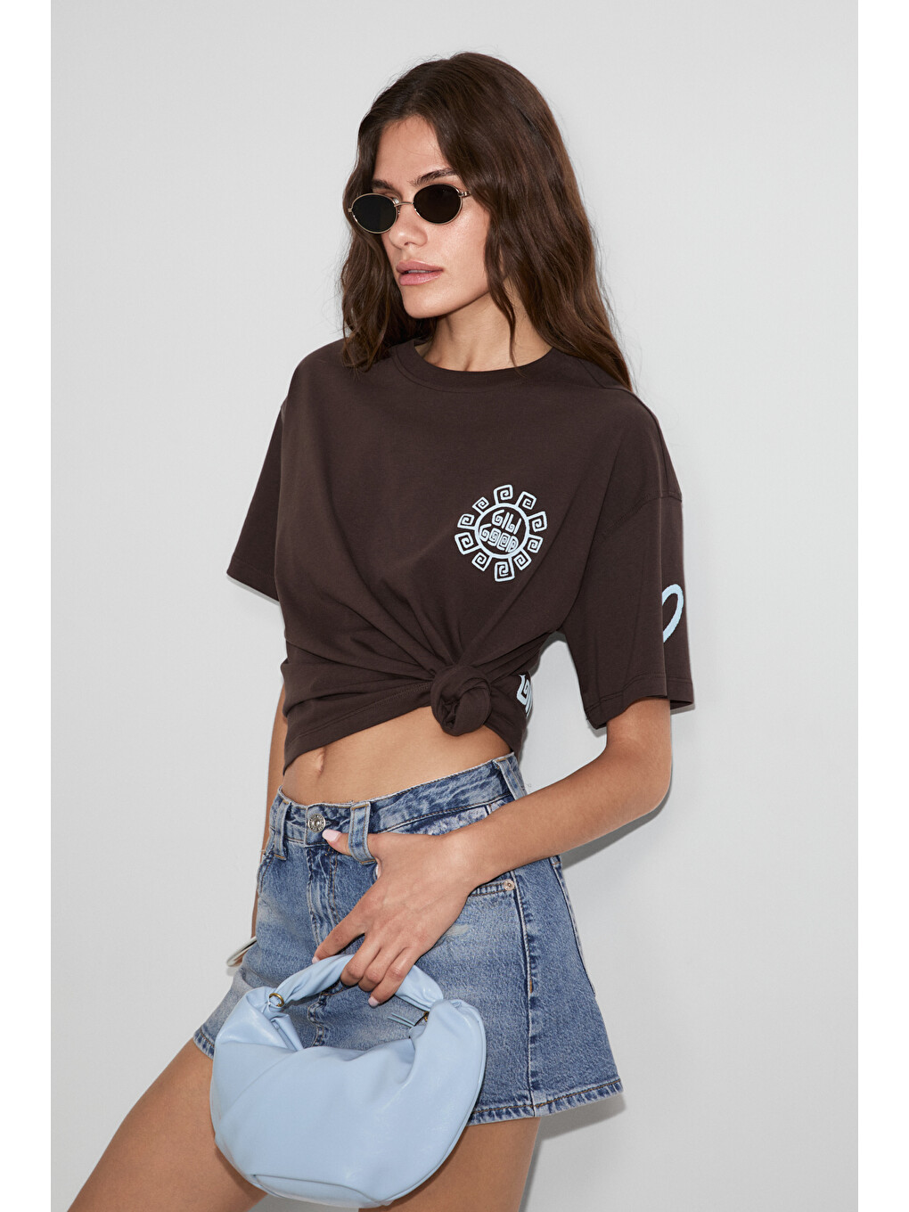 Sahara Kadın Yumuşak Ve %100 Organik Pamuklu Baskı Detaylı Kahverengi T-shirt-4