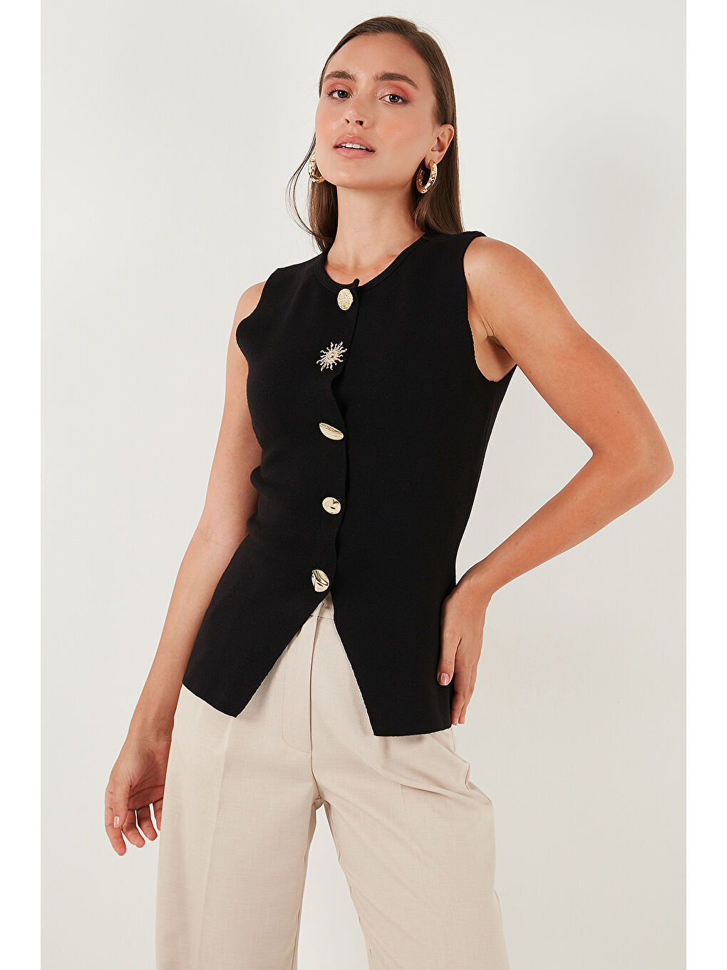 Siyah Premium Regular Fit Bisiklet Yaka Düğme Detaylı Yelek 680YE00043-5