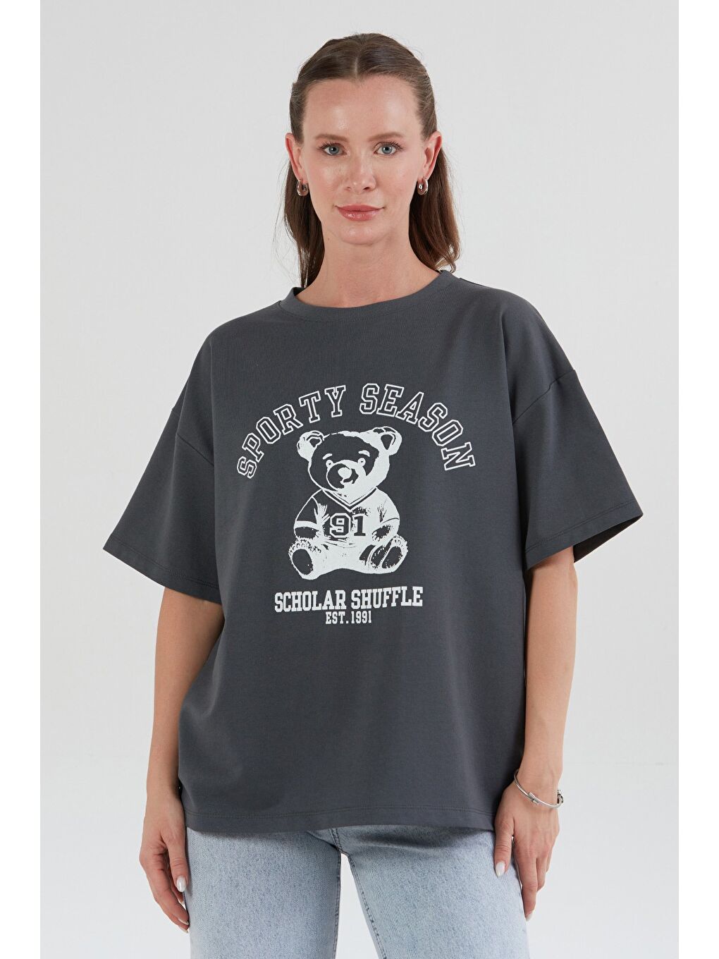 Antrasit Ayıcık Baskılı Oversize Tişört-1