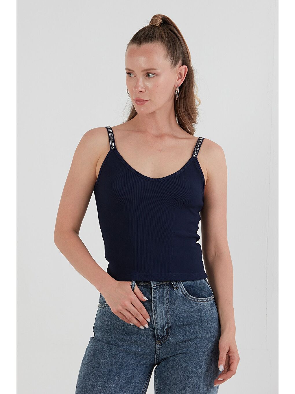 Lacivert Fitilli Askıları Taş Detaylı V Yaka Bluz