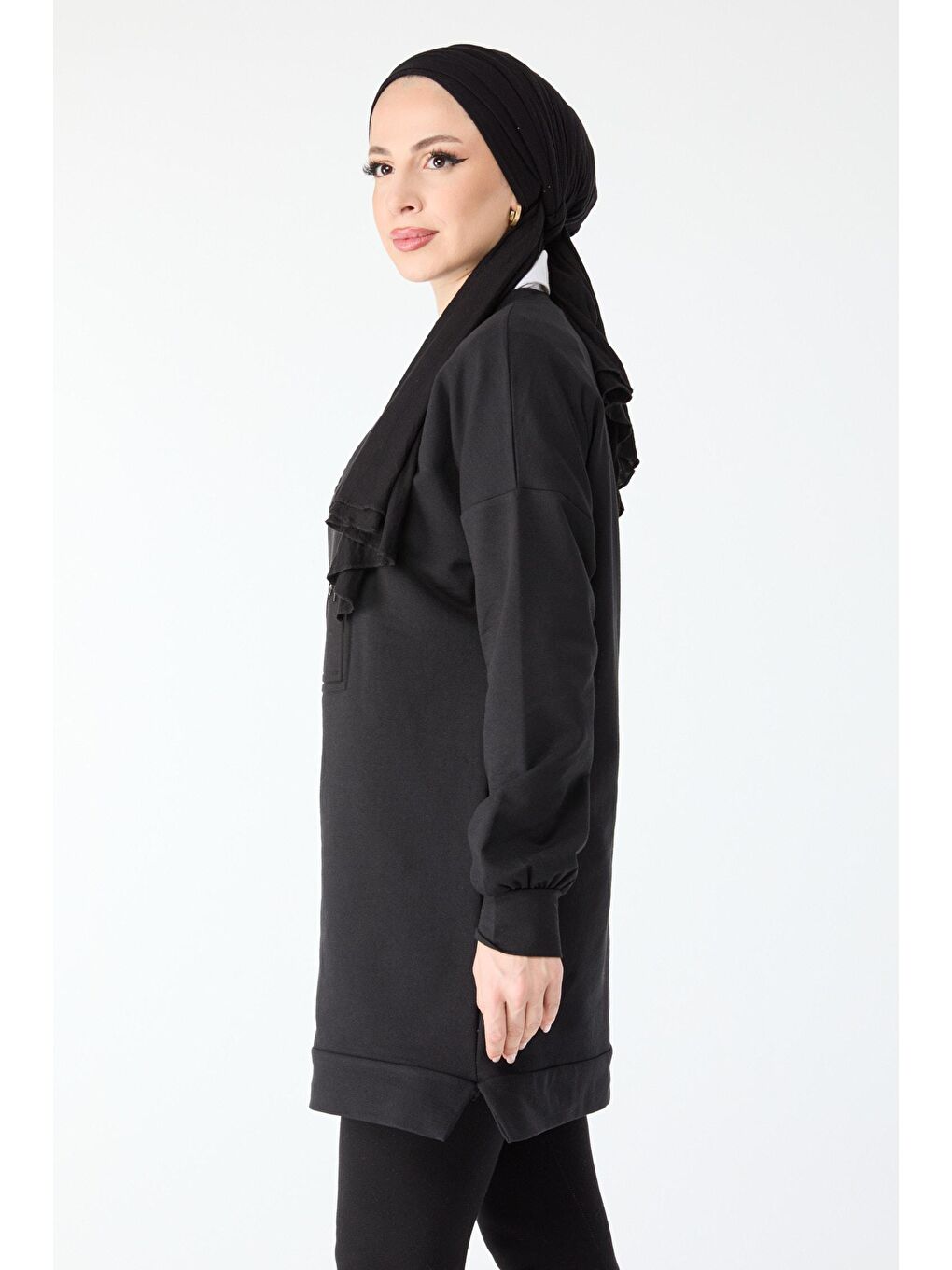 Bisiklet Yaka Kadın Siyah Baskılı Uzun Kollu Sweatshirt - 24422-2