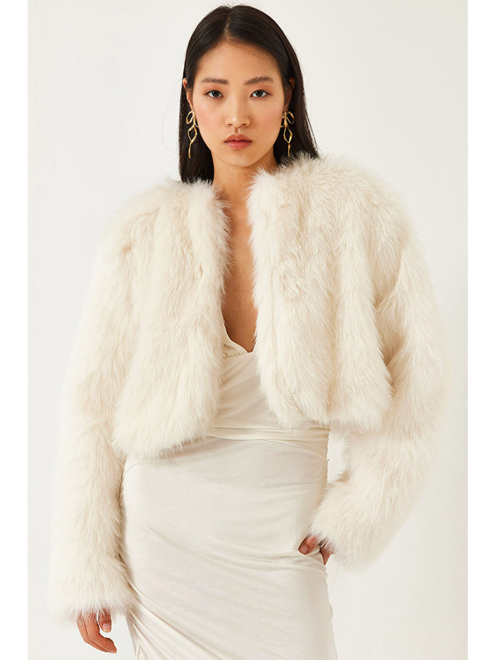 Ekru Kadın Suni Kürkllü Astarlı Mont