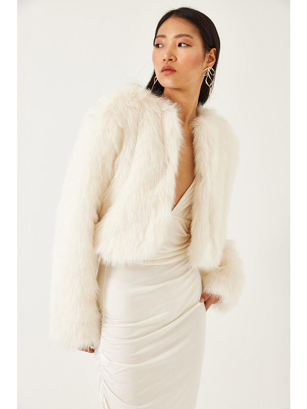 Ekru Kadın Suni Kürkllü Astarlı Mont-1