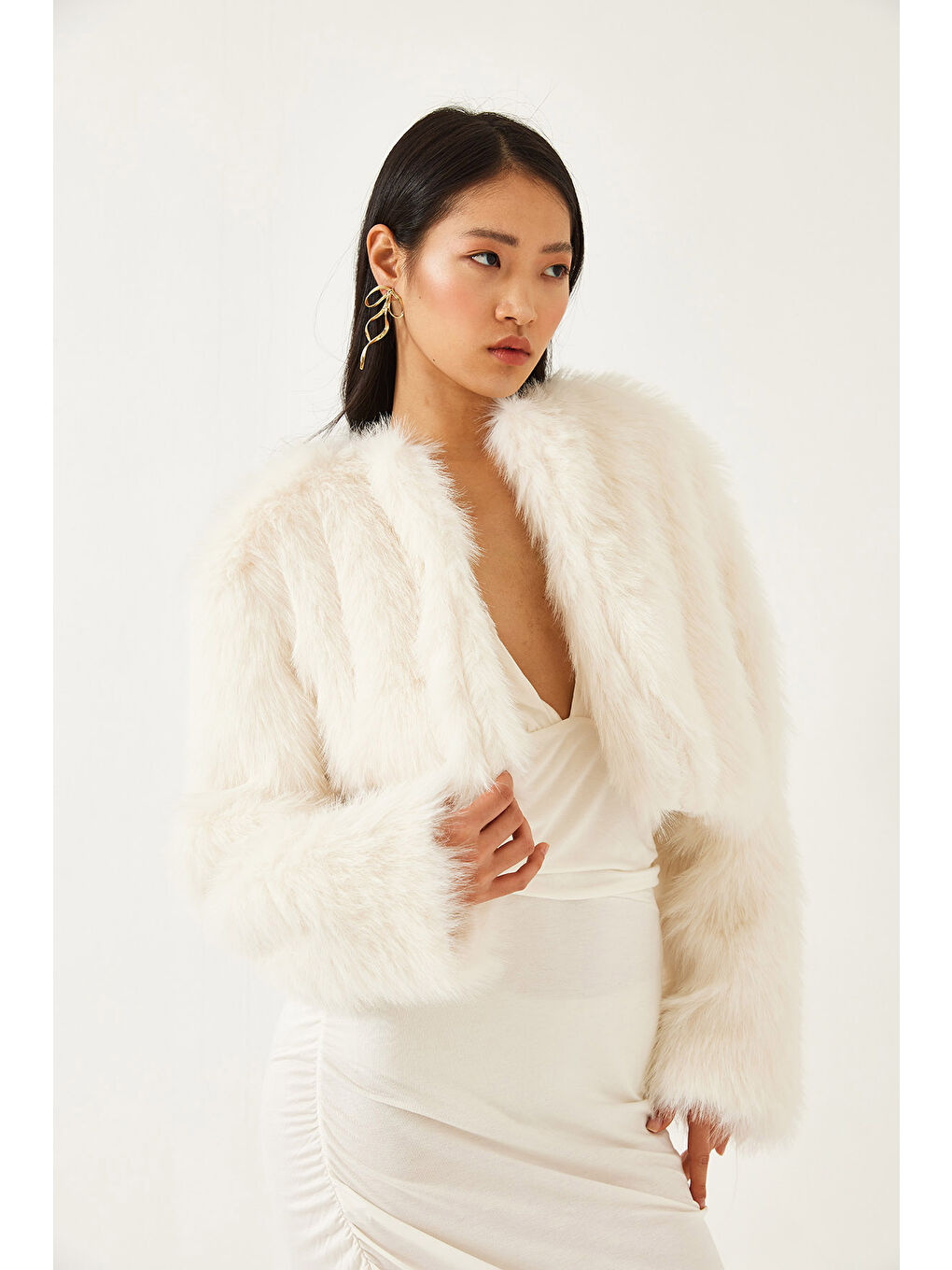 Ekru Kadın Suni Kürkllü Astarlı Mont-2