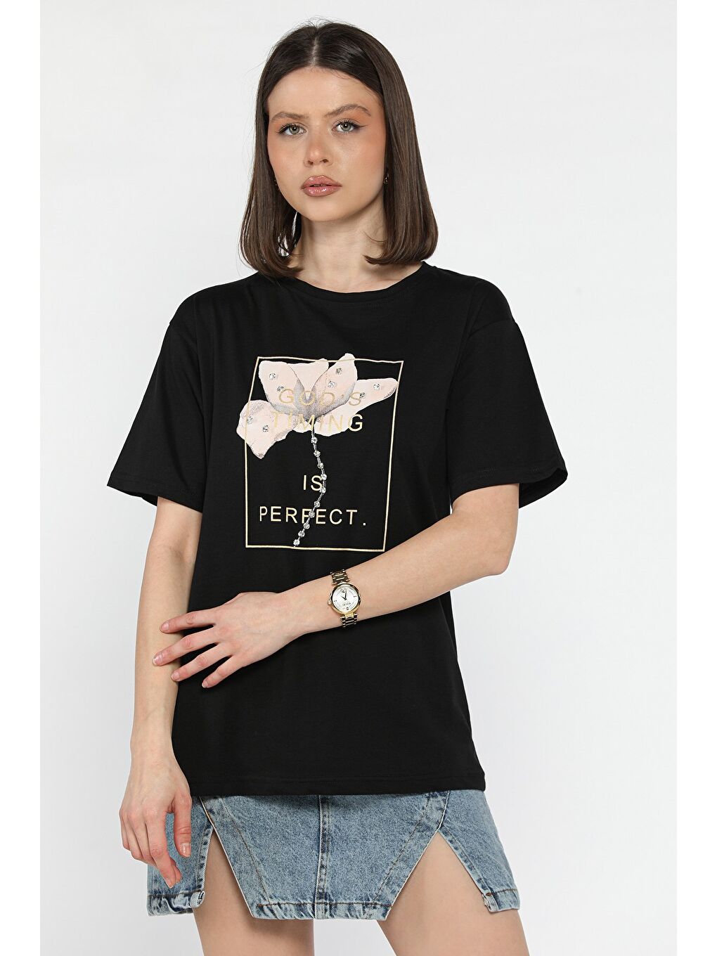 Siyah Bisiklet Yaka Taş Detaylı Baskılı Kadın Tişört-1