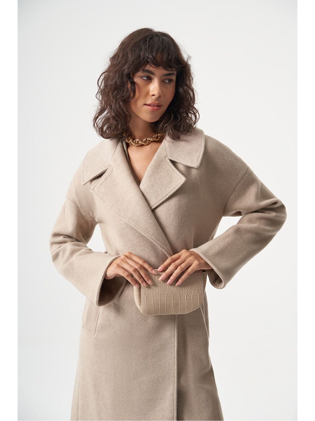 Bej MZL Rahat Kesimli Vizon Rengi Çantalı Kaşe Kaban-2