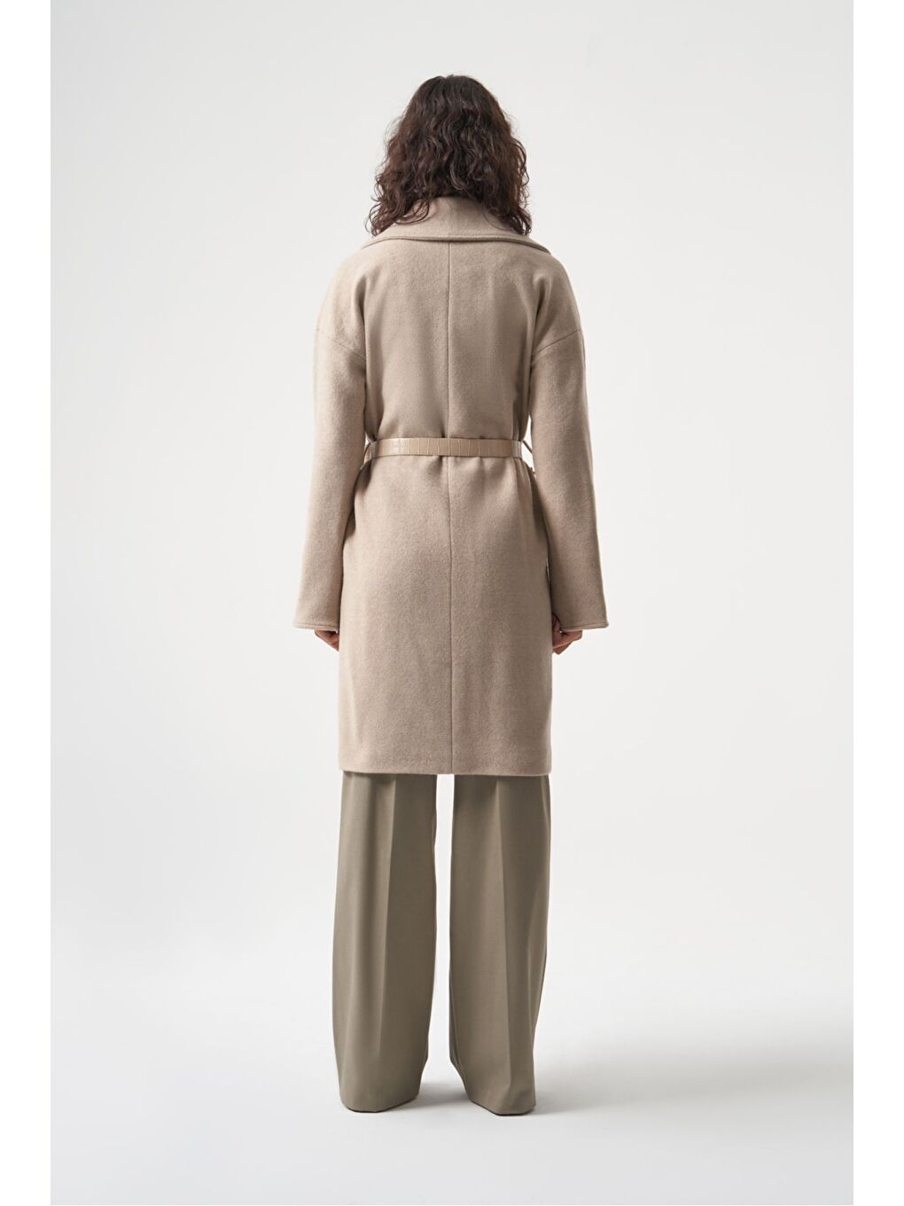 Bej MZL Rahat Kesimli Vizon Rengi Çantalı Kaşe Kaban-3