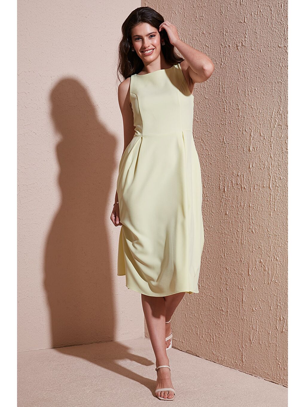 Sarı Bisiklet Yaka Cepli Pileli Midi Kadın Elbise 6051963-1