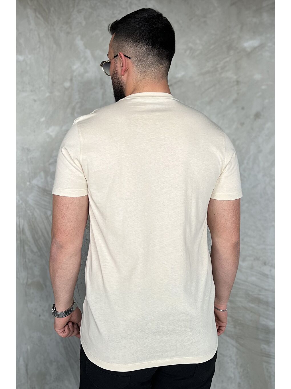 Bej Bisiklet Yaka Ön Baskılı Erkek Tişört-2