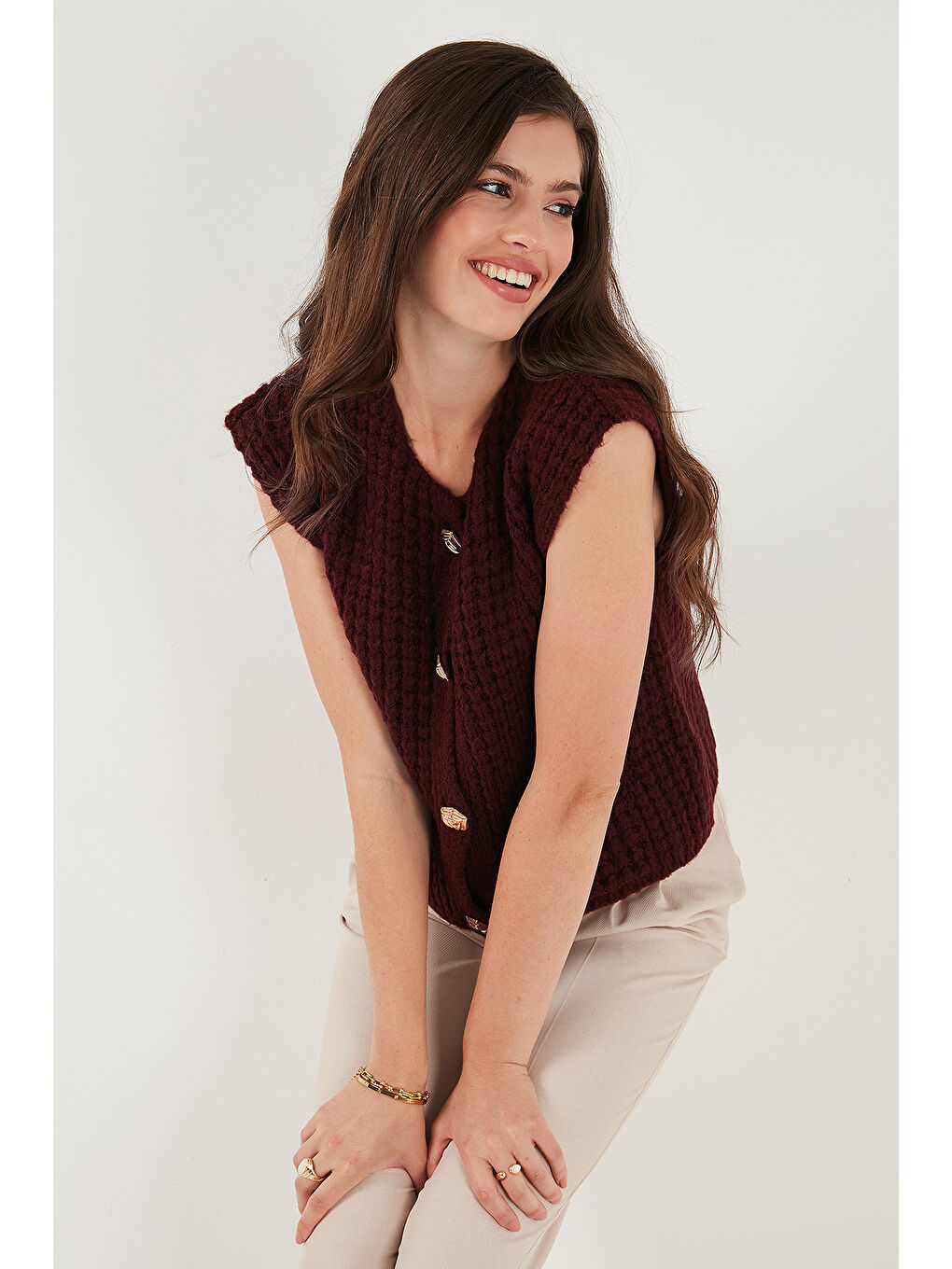 Bordo Premium Oversize Fit Bisiklet Yaka Düğmeli Örgü Yelek 680YL1416-3