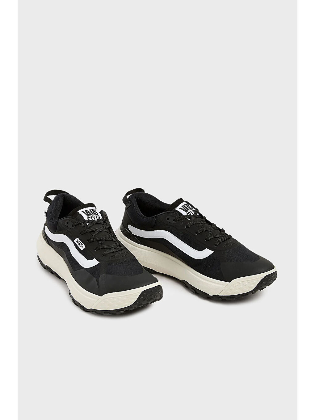 Siyah Mte Logolu Su İtici Kalın Taban Sneaker Ayakkabı VN000CVUBA21-2