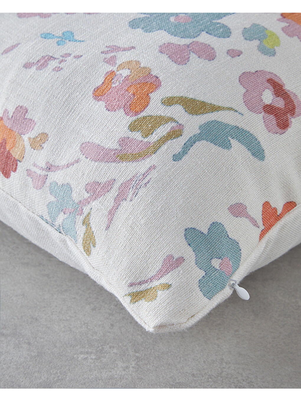Beyaz Flower Kırlent Kılıfı 45x45 cm Multicolor-1