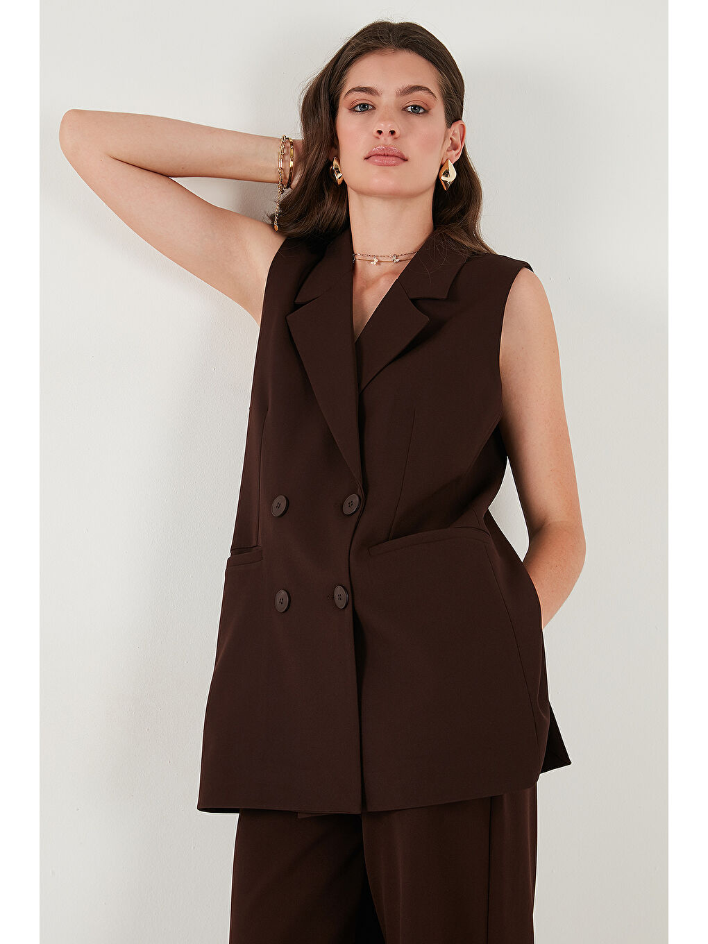 Kahverengi Oversize Fit Mono Yaka Kolsuz Düğmeli Kadın Ceket Yelek 6521177-3