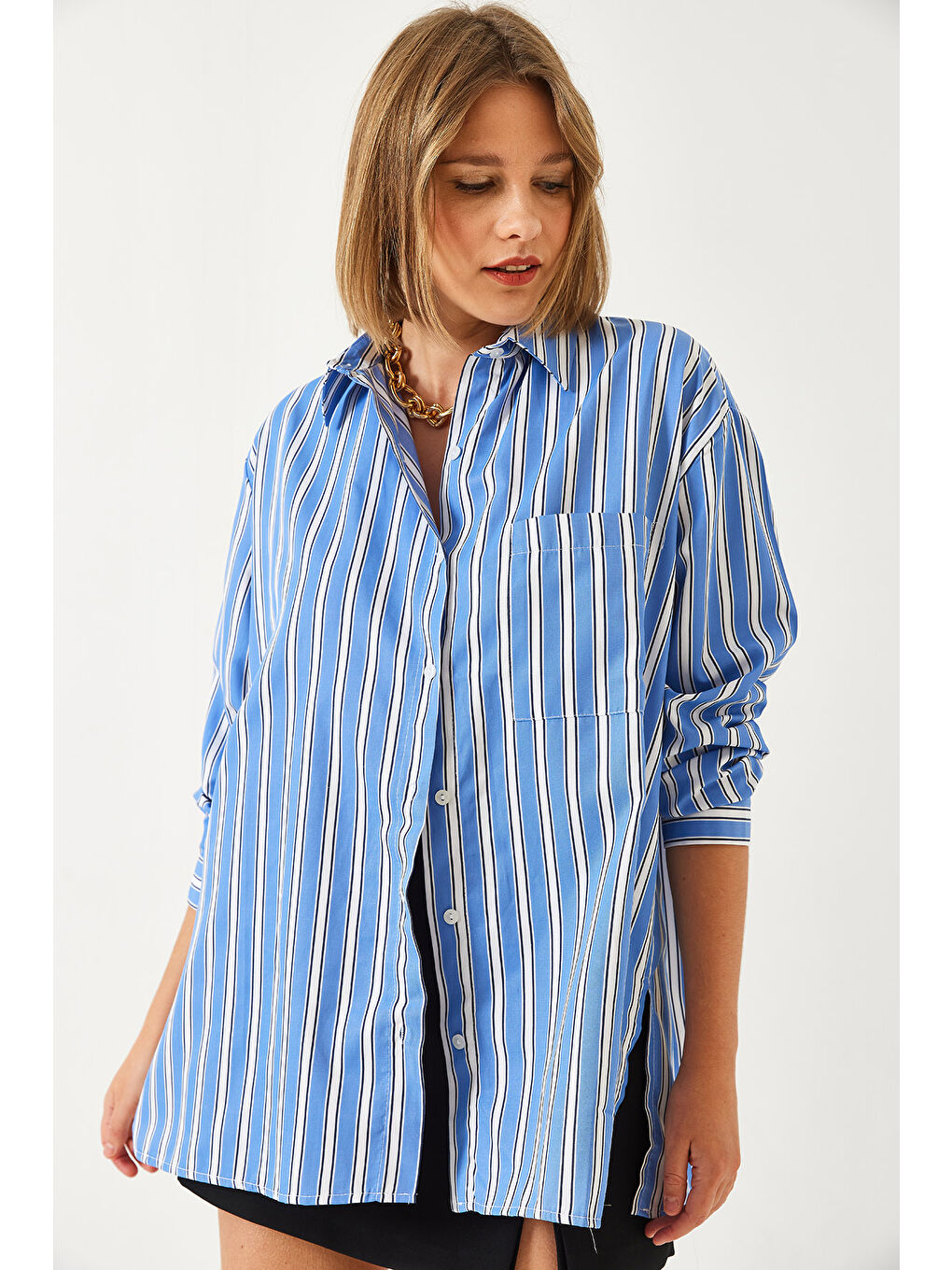 Mavi Kadın Tek Cepli Çizgili Oversize Gömlek