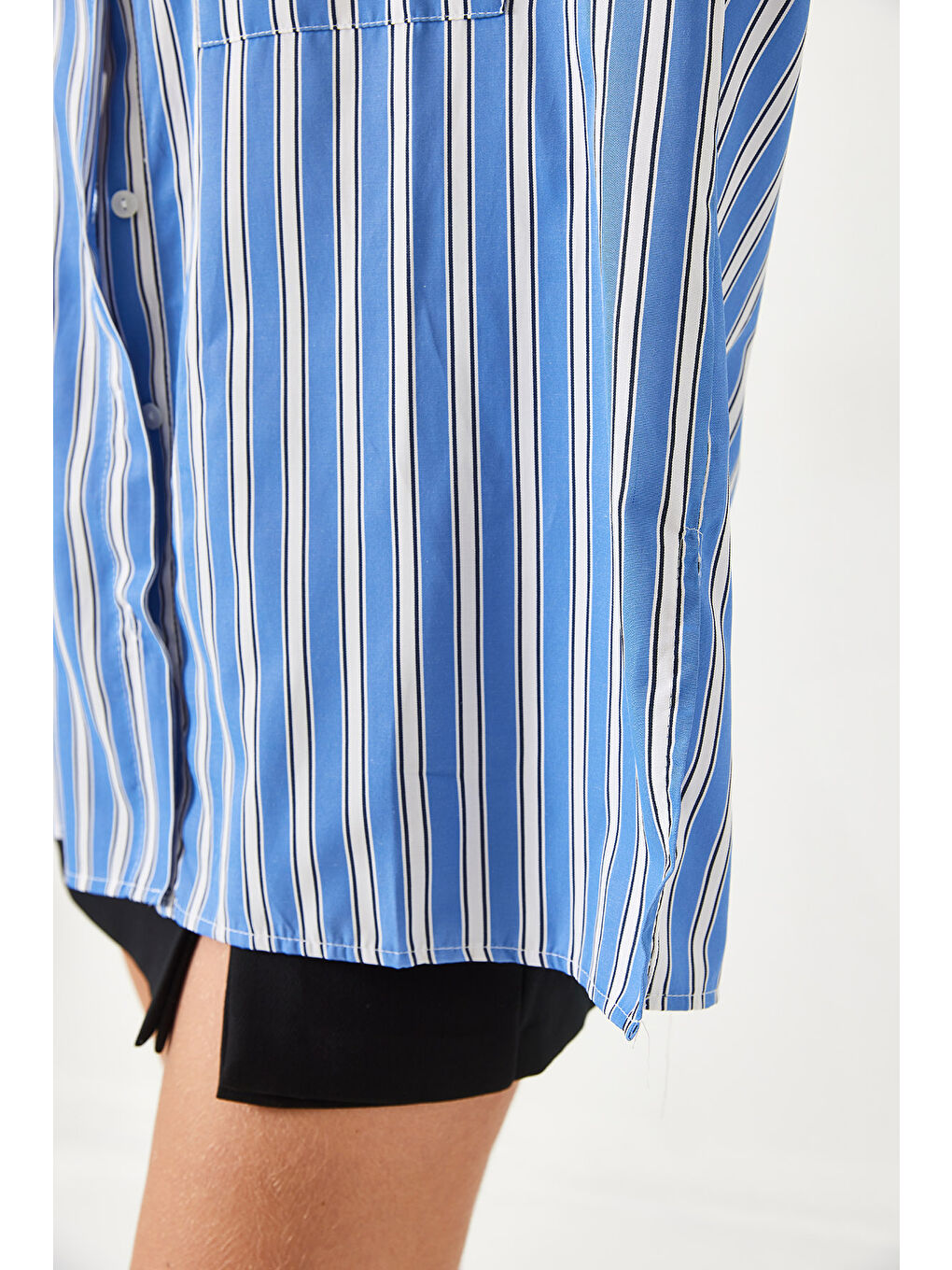 Mavi Kadın Tek Cepli Çizgili Oversize Gömlek-2