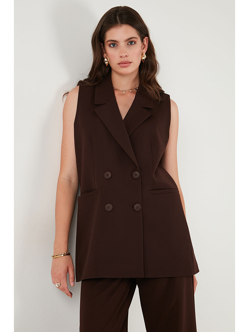 Kahverengi Oversize Fit Mono Yaka Kolsuz Düğmeli Kadın Ceket Yelek 6521177-4