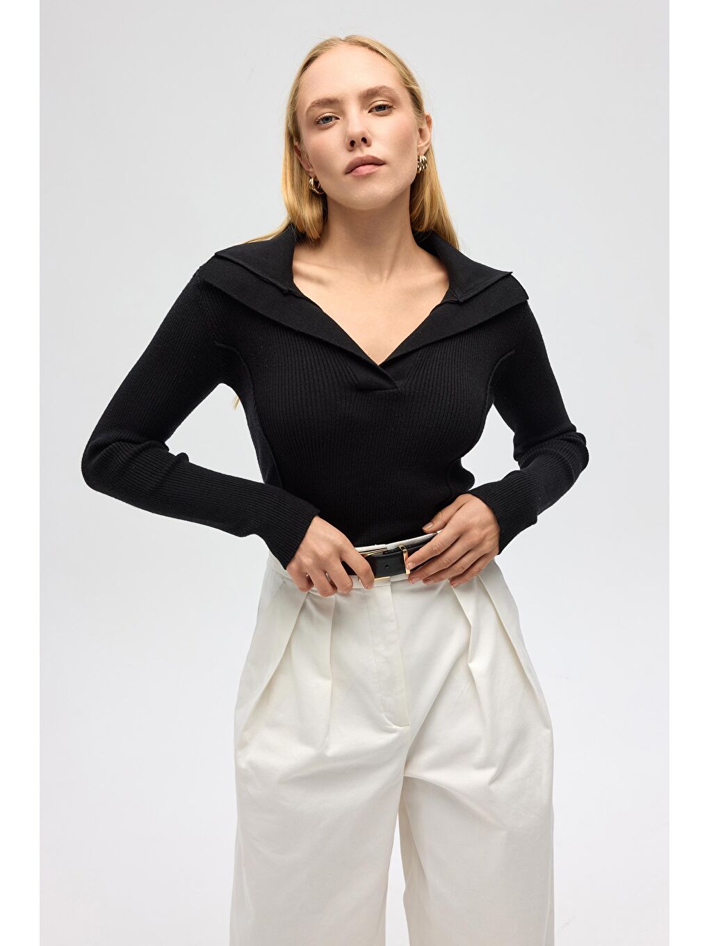 İnari Polo Yaka Siyah Triko Kazak-3