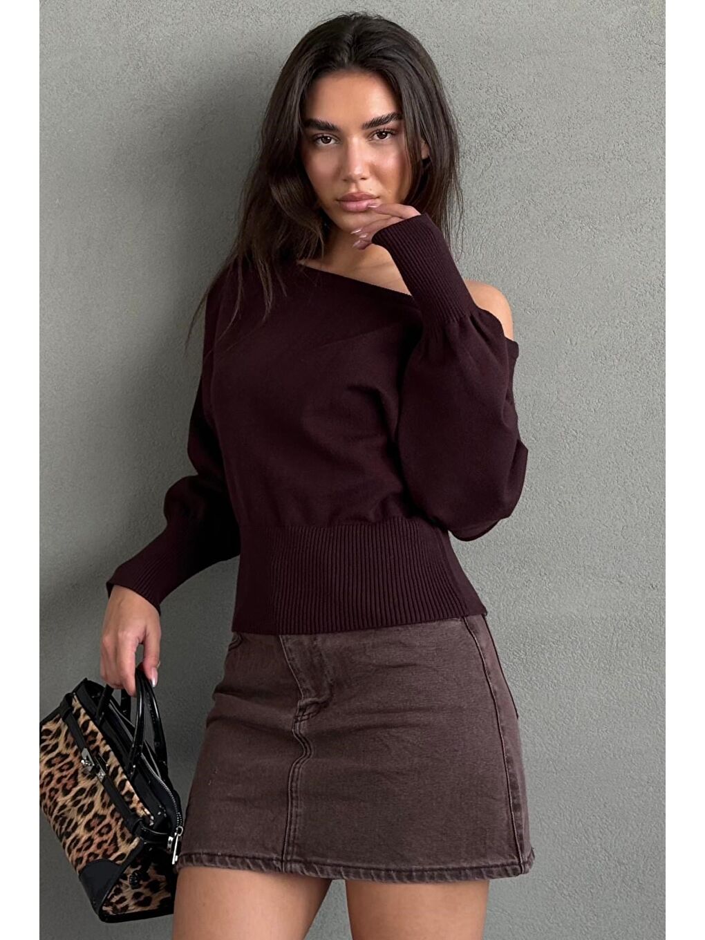 Kahverengi Ribbed Asimetrik Kesimli Kadın Kazak Mg2744-3