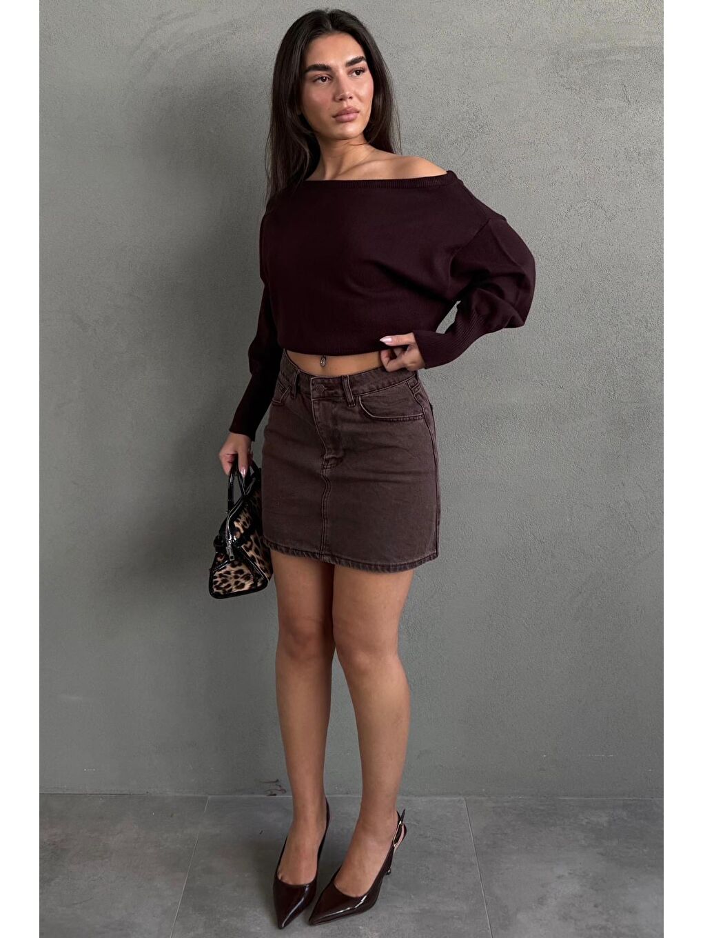 Kahverengi Ribbed Asimetrik Kesimli Kadın Kazak Mg2744-4