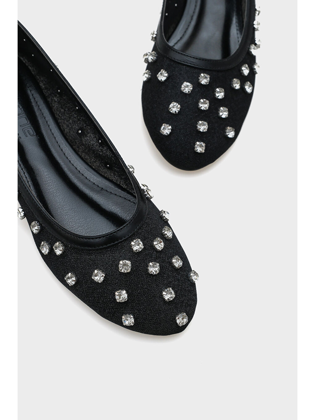 Siyah Aura Taşlı File Kadın Babet-3