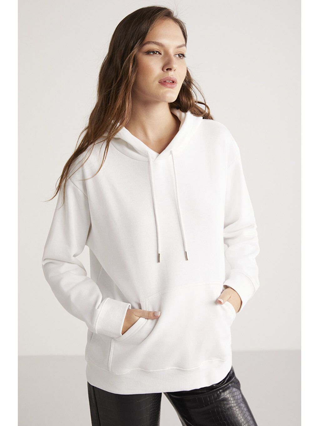 Tereza Kadın Beyaz Sweatshirt-1