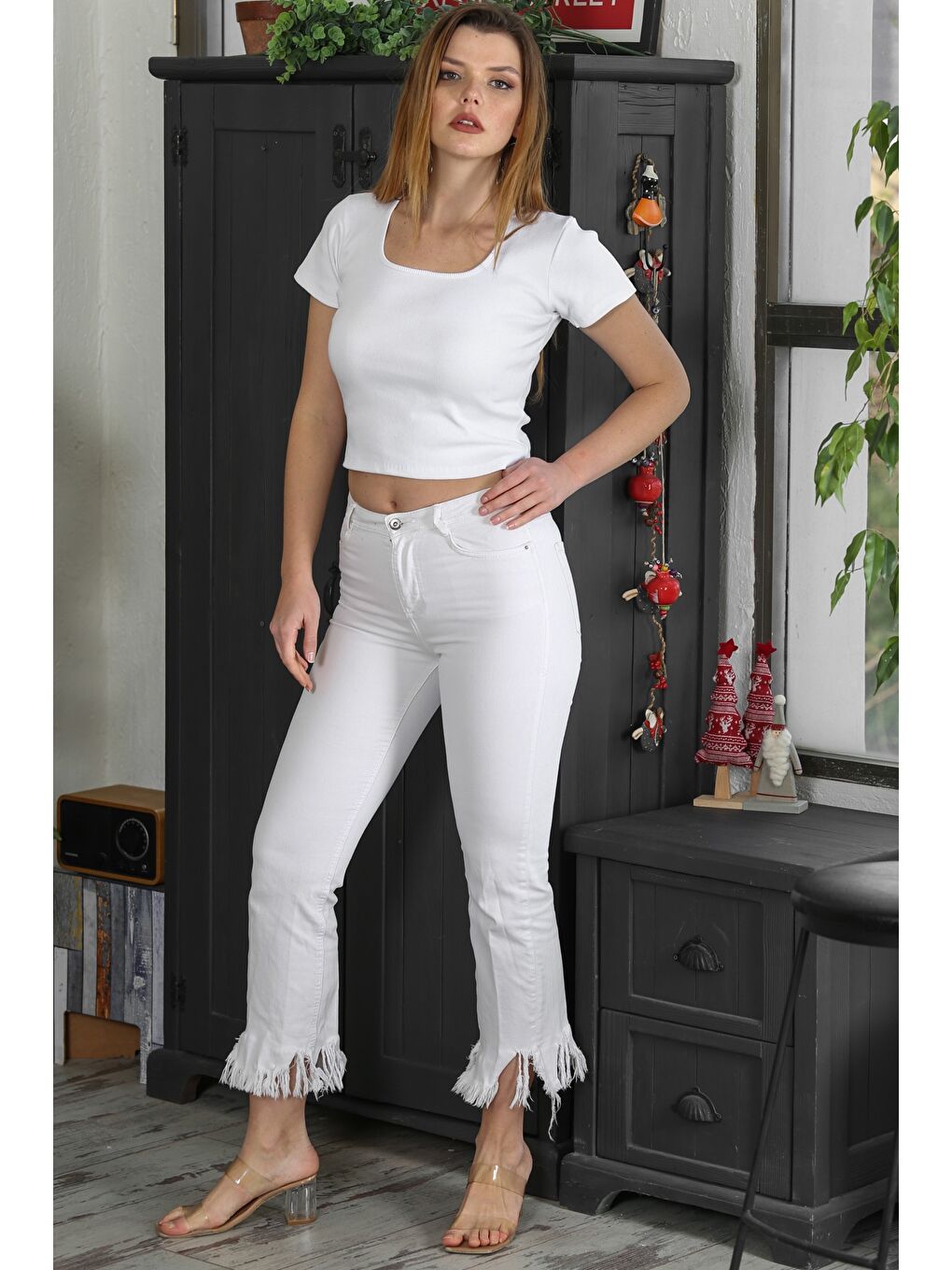 Beyaz U Yaka Kısa Kol Örme Fitted Casual Bluz-6