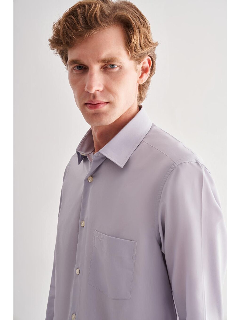 Gri Sert Yaka Uzun Kol Easy To Iron Comfort Fit Pamuklu Büyük Beden Gömlek 1004255182-1