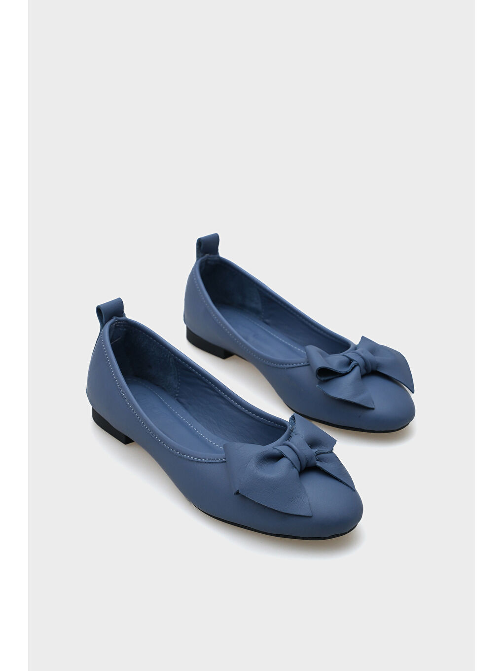 Mavi Bliss Kadın Hakiki Deri Fiyonk Aksesuarlı Babet-1